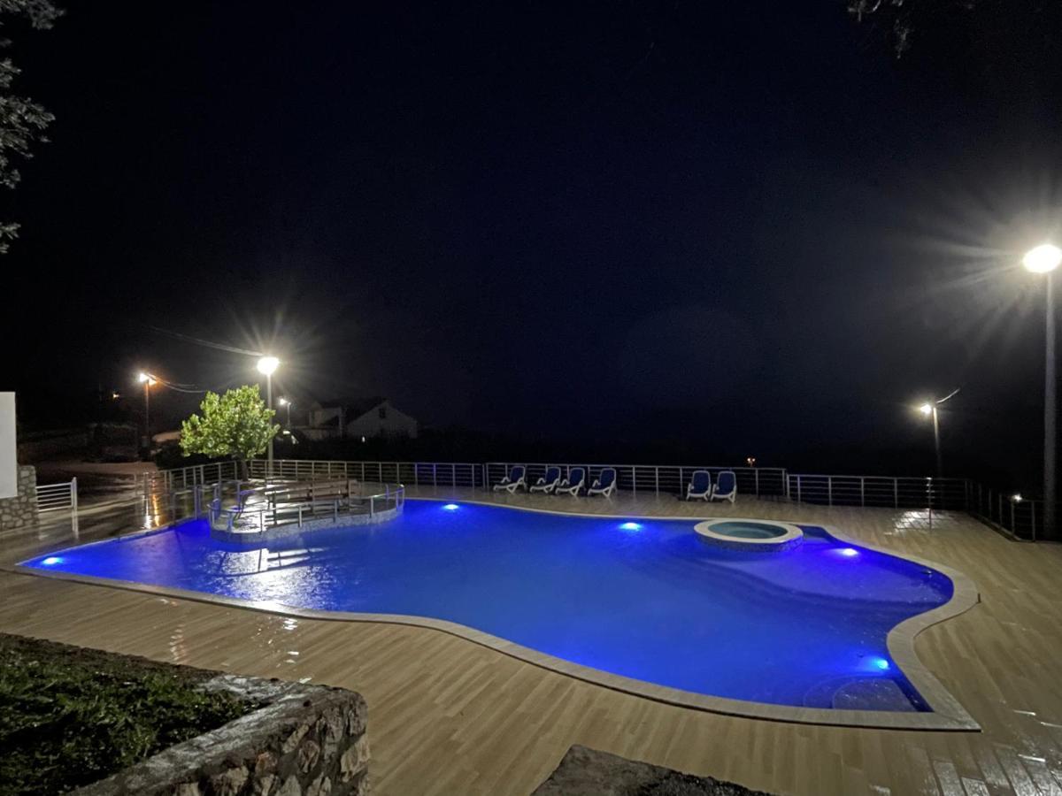 Kaom Lux Apartamento Dobra Voda Exterior foto